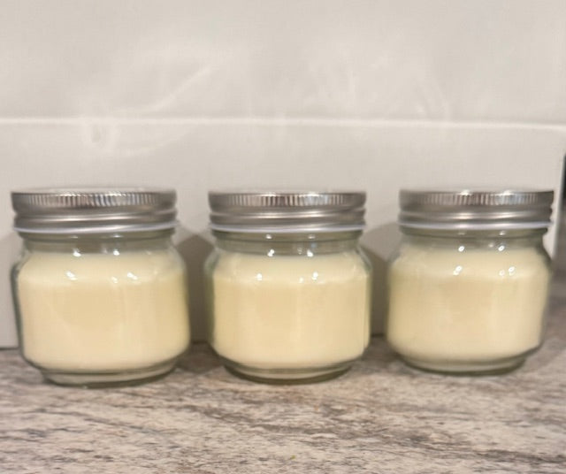 Candle (Your choice)